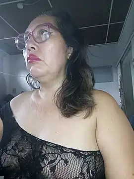 anniecoopeer online show from 03.05.25