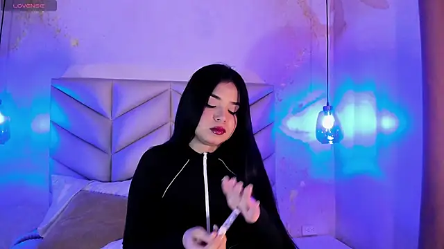 AuroraFiore online show from 02.21.25