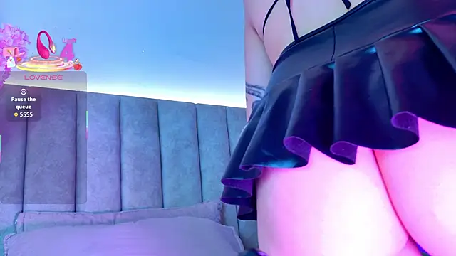 Snapshot of Doyeon_Dae chatting on 09.18.25 Doyeon Dae online show from 09.18.25