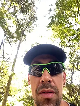 Snapshot of dantedesirexx chatting on 01.08.25 dantedesirexx online show from 01.08.25