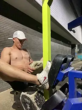 Snapshot of dantedesirexx chatting on 03.15.25 dantedesirexx online show from 03.15.25