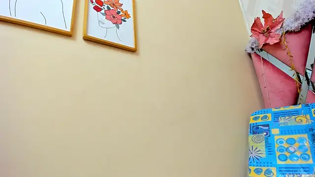 Snapshot of charlotterichardss chatting on 12.06.24 charlotterichardss online show from 12.06.24