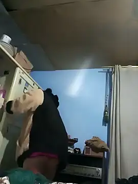 Snapshot of Elvishcassie_ chatting on 10.14.25 Elvishcassie online show from 10.14.25