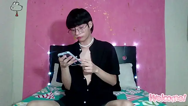 Snapshot of seung_vinblue chatting on 01.22.25 seung vinblue online show from 01.22.25