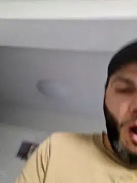 Snapshot of Cem-aus-Nrw-Krefeld chatting on 12.13.24 Cem-aus-Nrw-Krefeld online show from 12.13.24