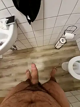 Snapshot of Cem-aus-Nrw-Krefeld chatting on 01.28.25 Cem-aus-Nrw-Krefeld online show from 01.28.25