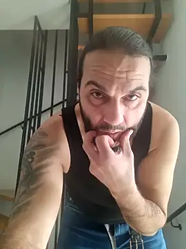 Snapshot of Cem-aus-Nrw-Krefeld chatting on 02.19.25 Cem-aus-Nrw-Krefeld online show from 02.19.25