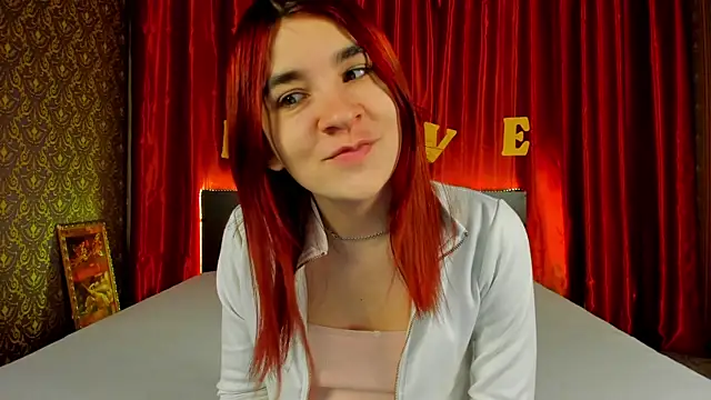 Snapshot of _Polly_Love_ chatting on 02.17.25 Polly Love online show from 02.17.25