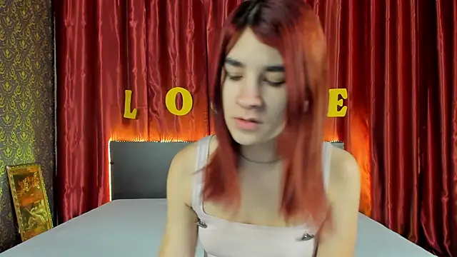 Snapshot of _Polly_Love_ chatting on 02.21.25 Polly Love online show from 02.21.25