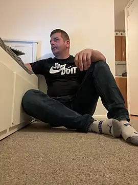 Snapshot of Dan_NFS chatting on 09.25.25 Dan NFS online show from 09.25.25