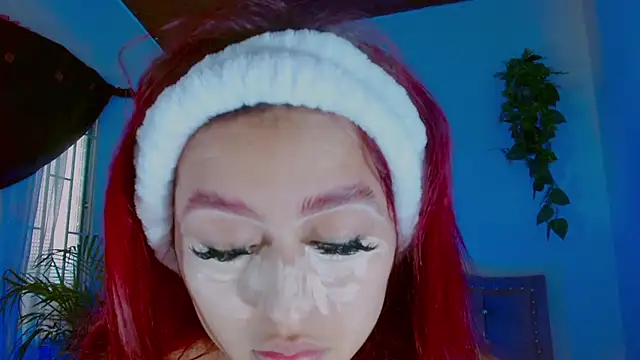 Snapshot of keily_scot chatting on 03.07.25 keily scot online show from 03.07.25