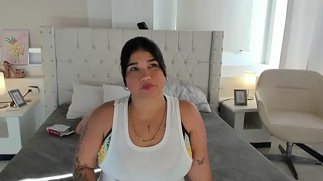 Snapshot of Gabycutee chatting on 01.10.25 Gabycutee online show from 01.10.25