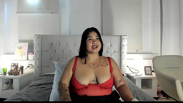Snapshot of Gabycutee chatting on 02.02.25 Gabycutee online show from 02.02.25