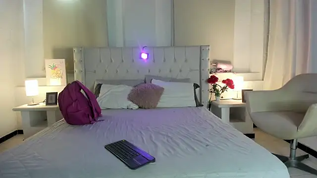 Snapshot of Gabycutee chatting on 03.22.25 Gabycutee online show from 03.22.25