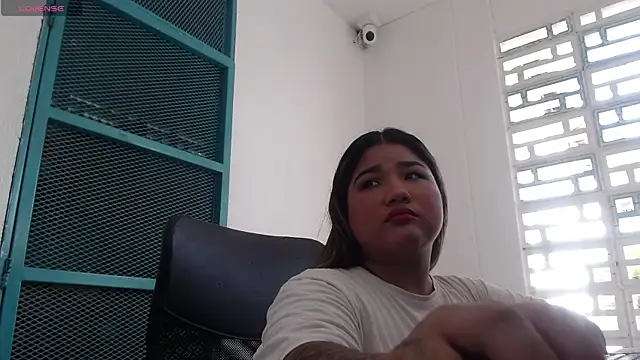 Snapshot of Gabycutee chatting on 09.21.25 Gabycutee online show from 09.21.25