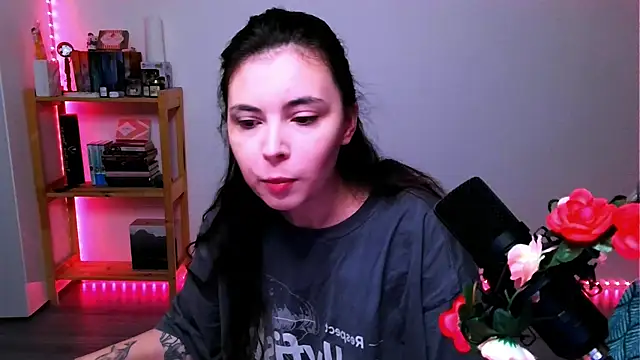 Snapshot of peaachybabe__ chatting on 10.10.25 peaachybabe online show from 10.10.25