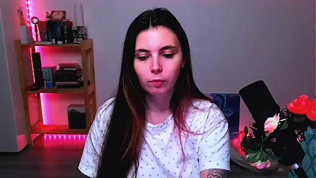 Snapshot of peaachybabe__ chatting on 10.16.25 peaachybabe online show from 10.16.25