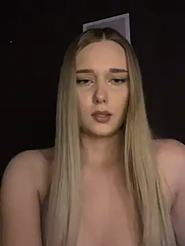 Snapshot of Alisa_Rise chatting on 02.21.25 Alisa Rise online show from 02.21.25