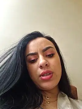 ElyzaIbarra online show from 02.28.25