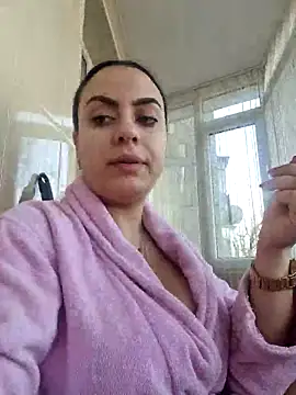 ElyzaIbarra online show from 03.07.25