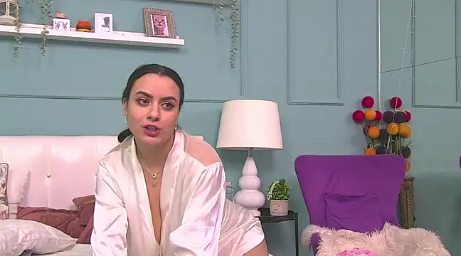 ElyzaIbarra online show from 03.14.25