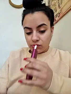 ElyzaIbarra online show from 03.21.25