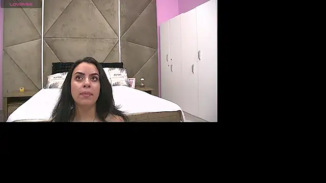 ElyzaIbarra online show from 09.24.25