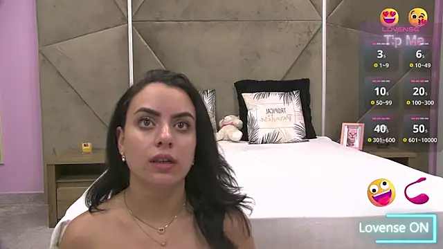 ElyzaIbarra online show from 09.25.25