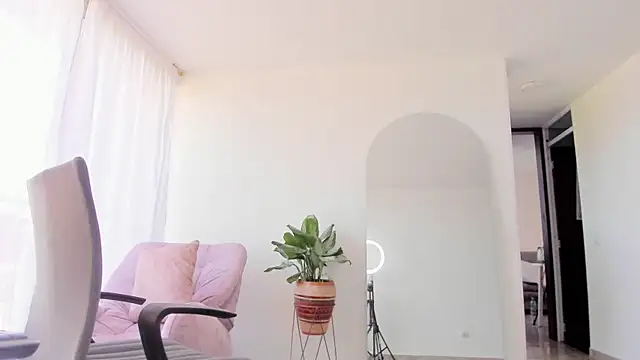 Snapshot of vianca_cruzz chatting on 01.22.25 vianca cruzz online show from 01.22.25