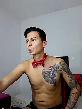 Velk hot online show from 03.13.25