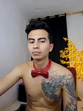 Velk hot online show from 03.15.25