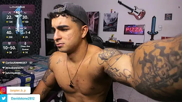 Snapshot of cJuan111 chatting on 02.26.25 cJuan111 online show from 02.26.25