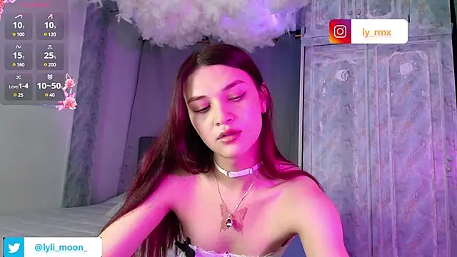 Snapshot of lylita2 chatting on 12.22.24 lylita2 online show from 12.22.24