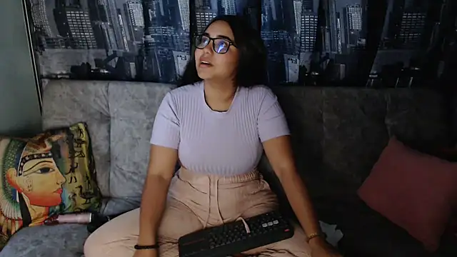 Snapshot of Miapeyton chatting on 01.24.25 Miapeyton online show from 01.24.25