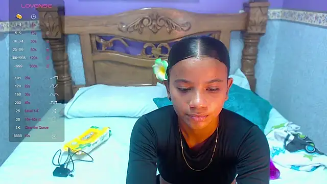 Snapshot of Angelica_Blue chatting on 09.25.25 Angelica Blue online show from 09.25.25