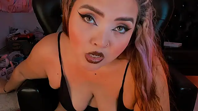 Agatha humidity online show from 02.11.25