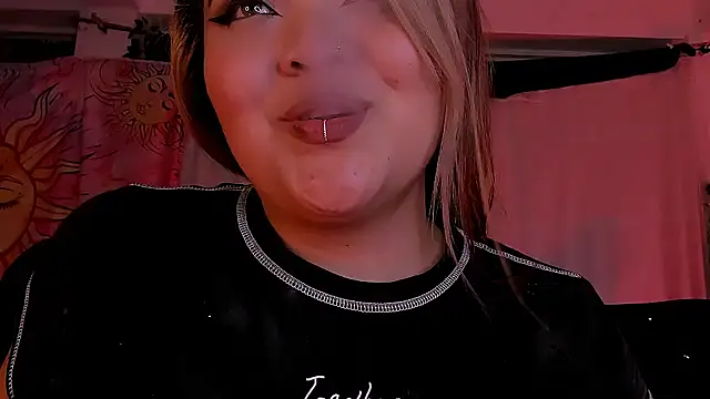 Agatha humidity online show from 03.10.25