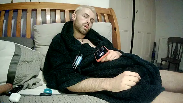 Snapshot of addicktedGT chatting on 10.05.25 addicktedGT online show from 10.05.25