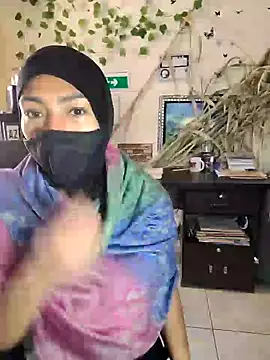 Snapshot of NAJWA-ARAB chatting on 01.09.25 NAJWA-ARAB online show from 01.09.25