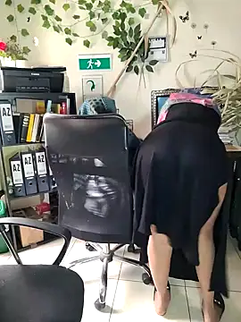 Snapshot of NAJWA-ARAB chatting on 02.11.25 NAJWA-ARAB online show from 02.11.25