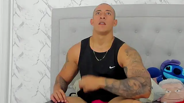 luigiferrara online show from 10.23.25