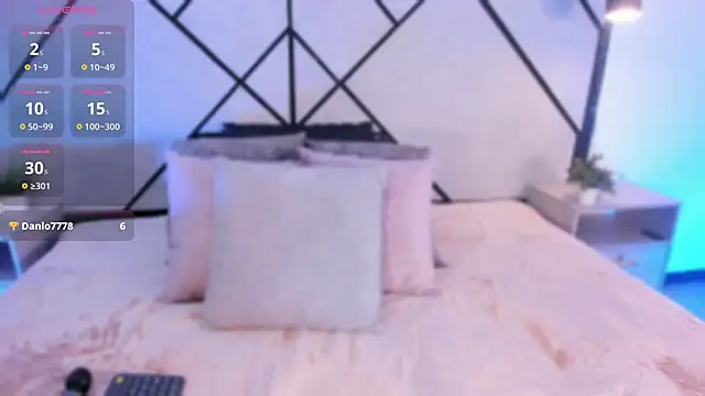 marie miller  online show from 12.04.25