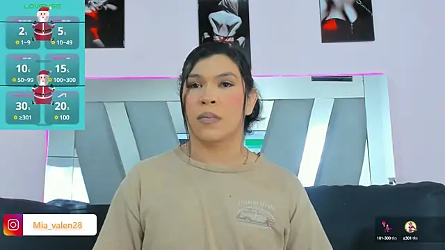 miavalentinaaa online show from 12.14.24