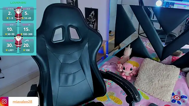 miavalentinaaa online show from 01.16.25