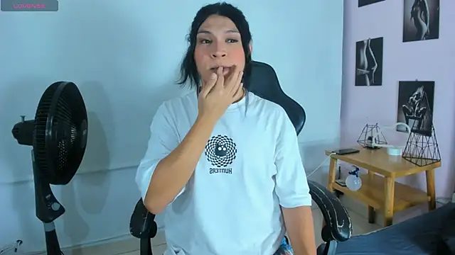 miavalentinaaa online show from 03.10.25