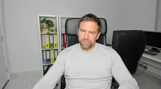 John-E-Dough online show from 12.04.24