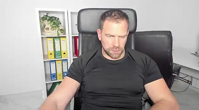 John-E-Dough online show from 01.05.25