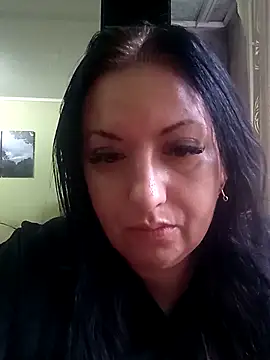 Snapshot of Veronica-Celie chatting on 10.13.25 Veronica-Celie online show from 10.13.25