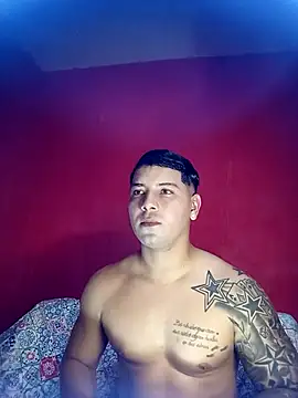 Snapshot of paul_luis chatting on 10.25.25 paul luis online show from 10.25.25