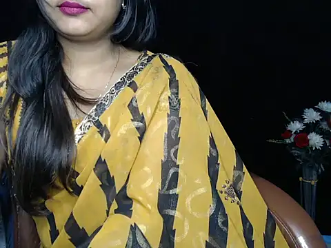 Snapshot of Wish_Queen chatting on 02.22.25 Wish Queen online show from 02.22.25